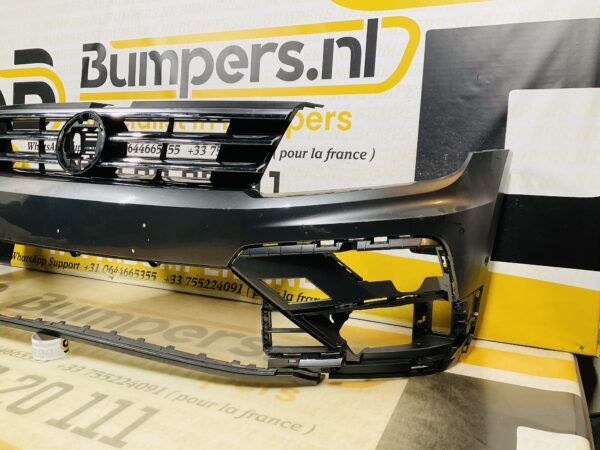 BUMPER Volkswagen Tiguan Rline R-Line 6xpdc  VOORBUMPER 1-B8-10920z