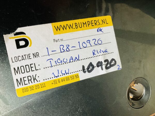 BUMPER Volkswagen Tiguan Rline R-Line 6xpdc  VOORBUMPER 1-B8-10920z