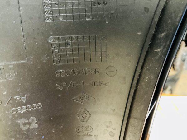 BUMPER Renault Clio 5 2019-2023  VOORBUMPER 2-F8-11547z
