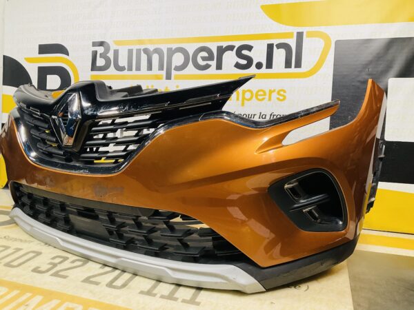 BUMPER Renault Captur 2019-2022  VOORBUMPER 1-Z3-11721z