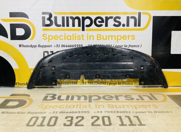 Onderplaat Mercedes A Klasse W177 Normaal A1778851400 Bumperlip 2-L5A-11727