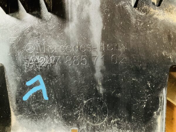 Onderplaat Mercedes B Klasse W247 A2478857102 Bumperlip 2-L5-11741