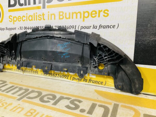 Onderplaat Mercedes A Klasse W176 CLA W117 AMG 1768850236 Bumperlip 2-L4E-11745