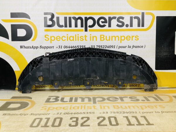 Onderplaat Mercedes A Klasse W176 AMG A1768850736 Bumperlip 2-L4F-11751