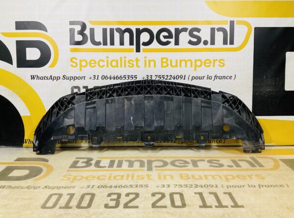 Onderplaat Mercedes A Klasse W176 AMG A1768850736 Bumperlip 2-L4-11752