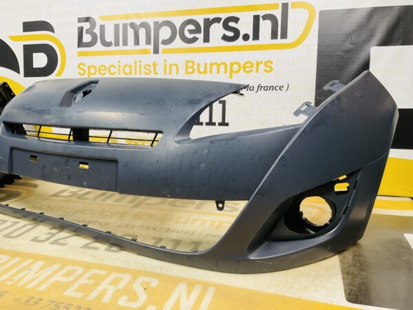 BUMPER Renault Scenic 3 2009-2012  VOORBUMPER 2-F6-11669z