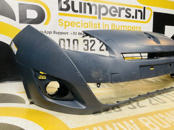 BUMPER Renault Scenic 3 2009-2012  VOORBUMPER 2-F6-11669z