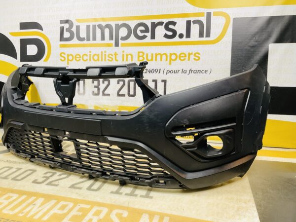 BUMPER Dacia Sandero 3 2022-2024 VOORBUMPER 1-G3-11674z