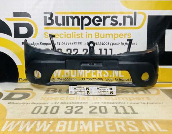 BUMPER Dacia Sandero 8200526596 VOORBUMPER 1-G3-11676z