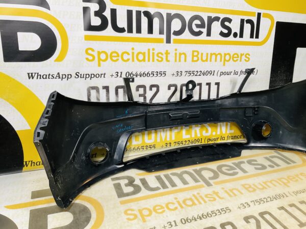BUMPER Dacia Sandero 8200526596 VOORBUMPER 1-G3-11676z
