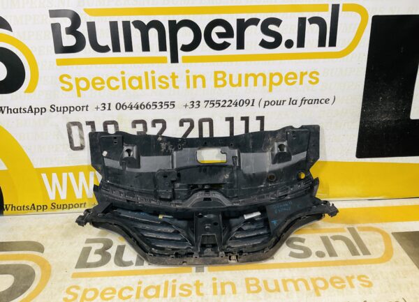 Grill Renault Espace 5 620363789R BUMPERGRILL 2-R4-11705z