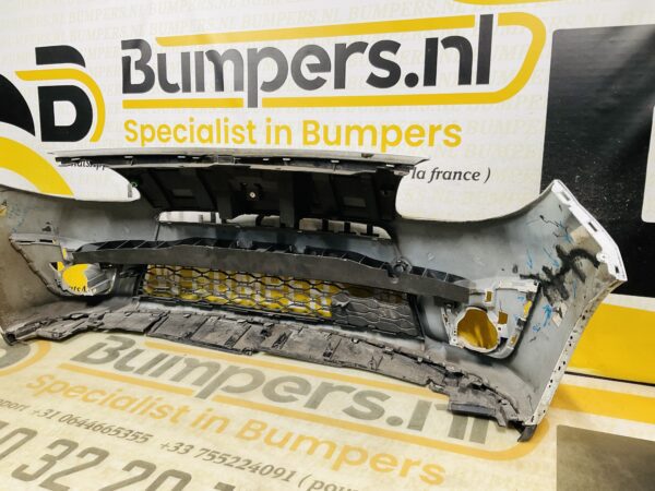 BUMPER Renault Twingo 2 GT Sport VOORBUMPER 2-F3-11761z