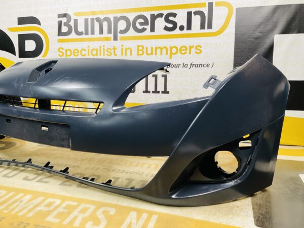 BUMPER Renault Scenic 3 2009-2012 VOORBUMPER 2-F6-11762z