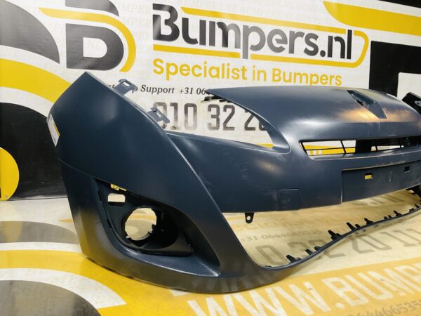 BUMPER Renault Scenic 3 2009-2012 VOORBUMPER 2-F6-11762z