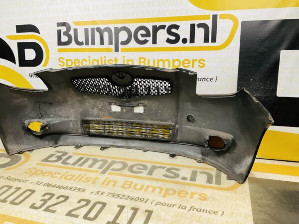 BUMPER Toyota Yaris 2005-2008 VOORBUMPER 2-D2-11766z