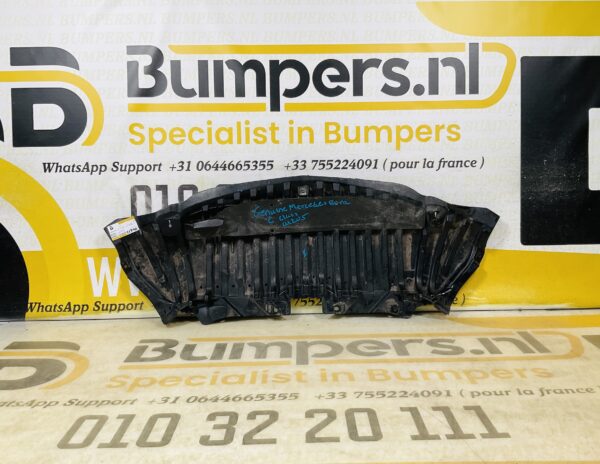 Onderplaat Mercedes C Klasse W205 A2055200000 Bumperlip 2-L3C-11790