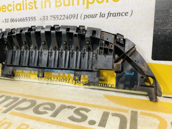 Onderplaat Renault Megane 3 622350001R Bumperlip 2-L4-11803