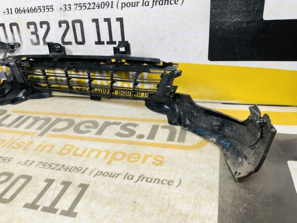 Grill Rooster Renault Captur Facelift 2016-2019  Voorbumper Rooster 2-L9A-11850