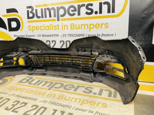 BUMPER Renault Captur 2012-2016  VOORBUMPER 2-F5-11872z