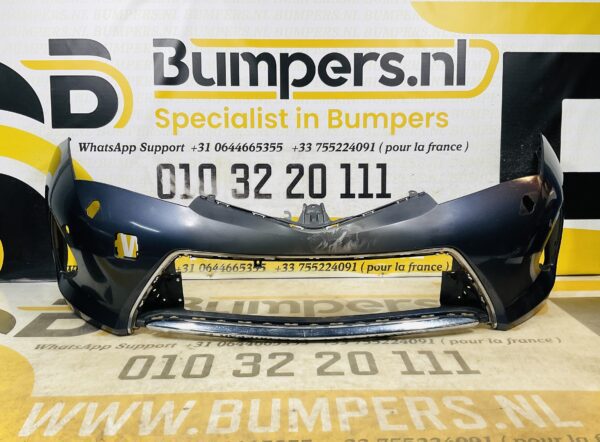 BUMPER Toyota Auris 6xpdc kls 2012-2015  VOORBUMPER 2-D3-11875z