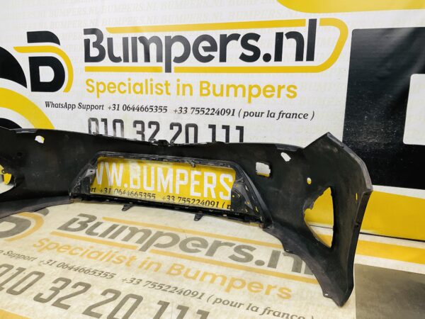 BUMPER Toyota Auris 6xpdc kls 2012-2015  VOORBUMPER 2-D3-11875z