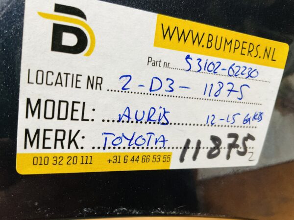 BUMPER Toyota Auris 6xpdc kls 2012-2015  VOORBUMPER 2-D3-11875z