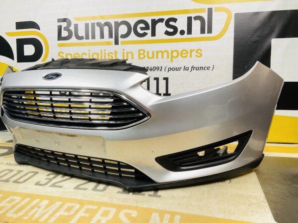 BUMPER Ford Focus MK3 Facelift 2011-2016 VOORBUMPER 1-D10-11912z