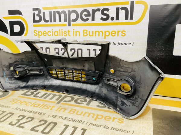 BUMPER Opel Agila 71711-52K00 VOORBUMPER 2-i4-11933z