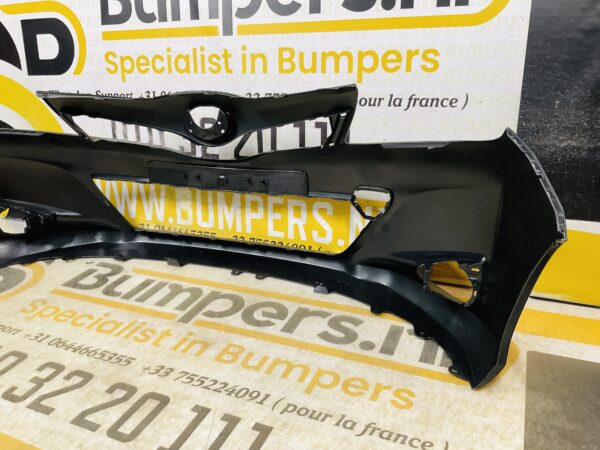 BUMPER Toyota Yaris 2011-2014  VOORBUMPER 2-D2-11982z