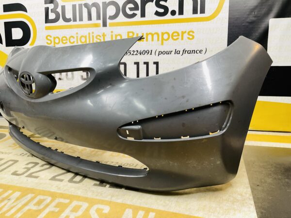 BUMPER Toyota Aygo 2005-2008  VOORBUMPER 2-D1-11983z