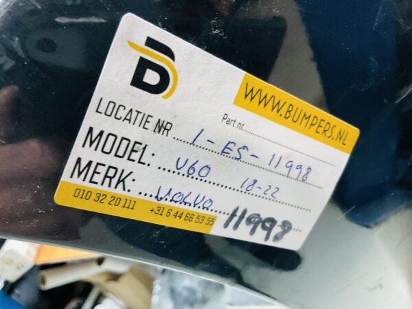 BUMPER Volvo V60 S60 2018-2022 31323831 VOORBUMPER 1-E5-11998z