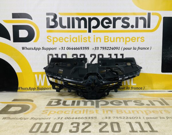 Grill Renault Clio 4  2012-2019 622563184R  Bumper Grill 2-M4-4245z