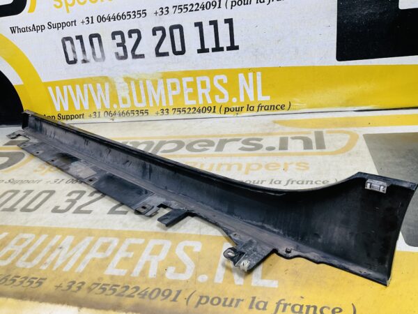 Zijskirt BMW 1 Serie F40 F44  51777461381 Rechts Skirt Dorpel 2-L1-12012z