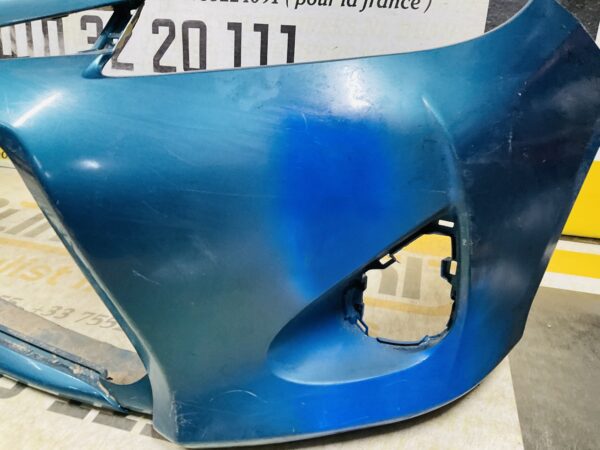 BUMPER Toyota Yaris Hybrid 2010-2014 VOORBUMPER 2-D2-12075z