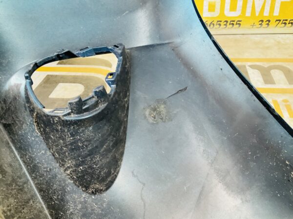 BUMPER Toyota Yaris Hybrid 2010-2014 VOORBUMPER 2-D2-12075z
