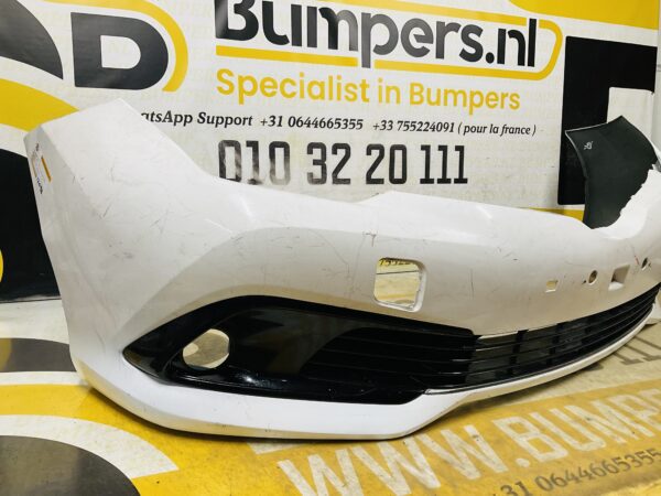 BUMPER Toyota Auris 2016-2021 VOORBUMPER 2-D3-12096z