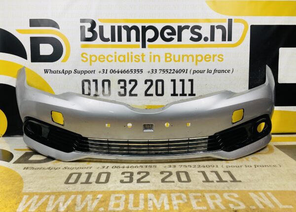 BUMPER Toyota Auris 2016-2021 VOORBUMPER 2-D3-12098z