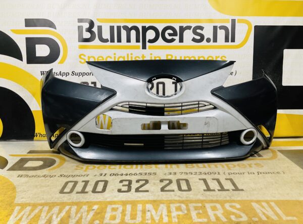 BUMPER Toyota Aygo 2014-2017 VOORBUMPER 2-D1-12102z