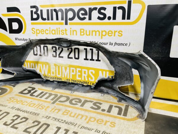 BUMPER Toyota Yaris 2019-2023 VOORBUMPER 2-D3-12116z