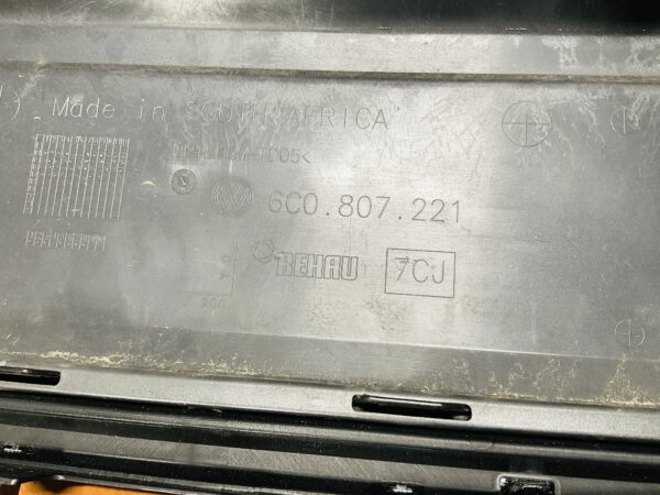 BUMPER Volkswagen Polo 6C 4xpdc 2013-2017 VOORBUMPER 1-C9-12132z