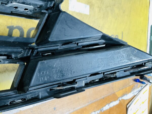 Grill Volkswagen PAssat B8 2014-2023 Chrome 3G0853651 Bumper Gril 2-P4-12151