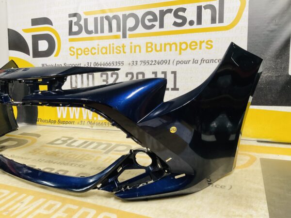 Bumper Toyota Corolla pdc 2018-2023  Voorbumper 2-D4-12180z