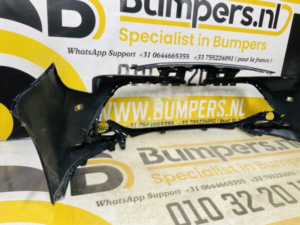 Bumper Toyota Corolla pdc 2018-2023  Voorbumper 2-D4-12180z