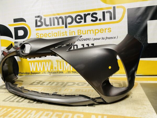 Bumper Toyota Yaris Facelift pdc 2017-2019 Voorbumper 2-D2-12182
