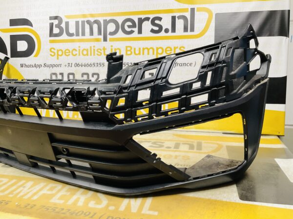 Bumper Volkswagen Crafter 2017-2020  Voorbumper 1-G5-12183z