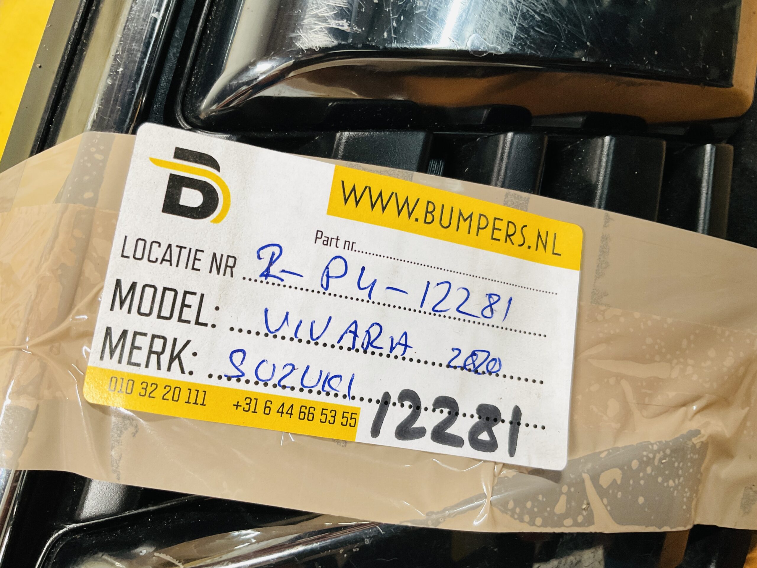 Grill Suzuki Vivara 2018 72121-86R0 Bumper grille 2-P4-12281