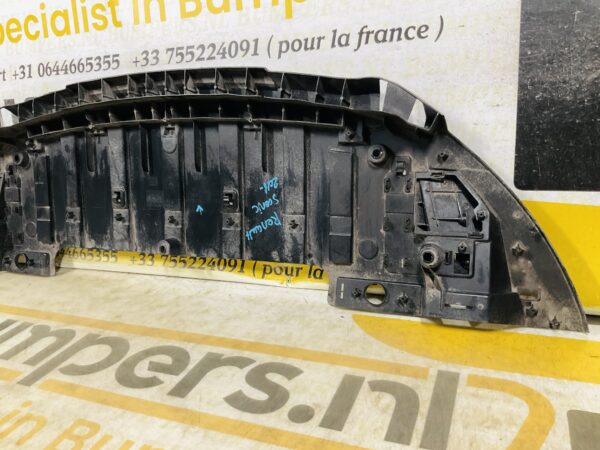 Onderplaat Renault Scenic 2016 622353354R Bumperlip 2-R4-12280
