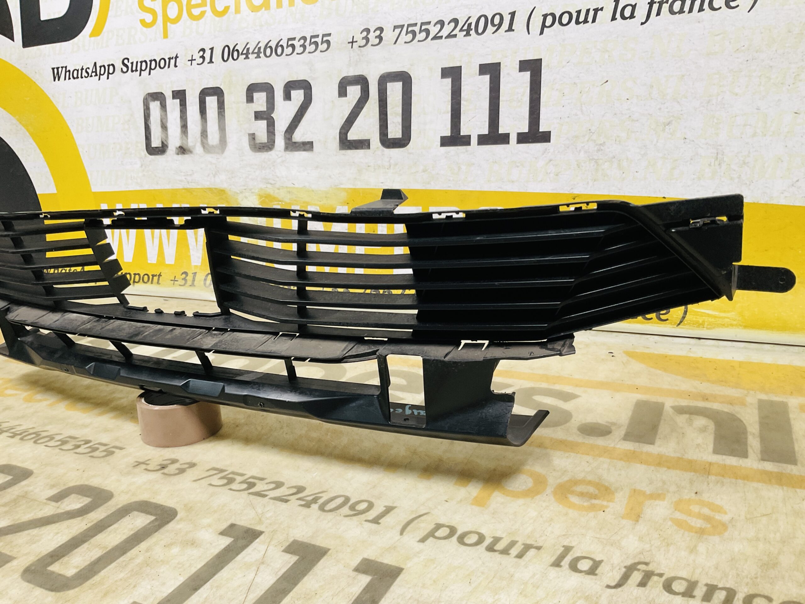 Grill Peugeot 5008 2016-2020 Bumpergrill 2-M4-12284