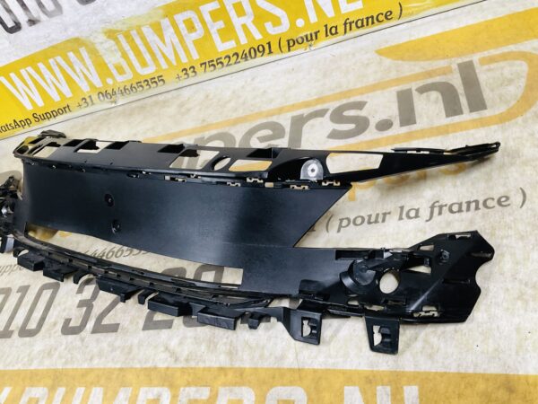 Grill Peugeot 3008 Facelift 2021-2024  Bumper Grille 2-M2-12300