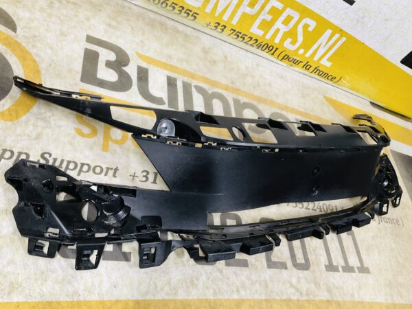Grill Peugeot 3008 Facelift 2021-2024  Bumper Grille 2-M2-12300